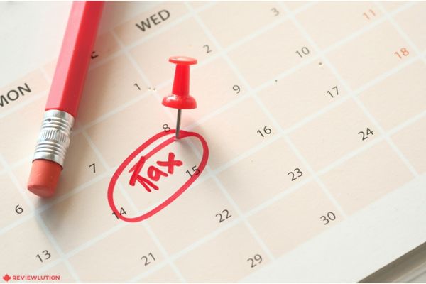 tax return date point on a calendar