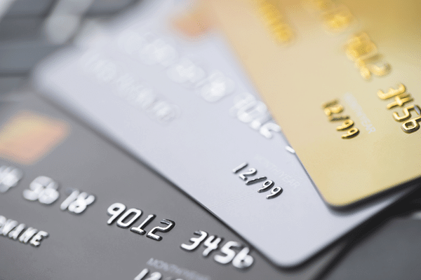 Best Low Interest Credit Cards in Canada: Who Takes the Crown?